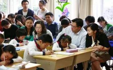 公办学校教师辞职报告5篇