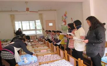 幼儿园保育员师德师风演讲稿7篇