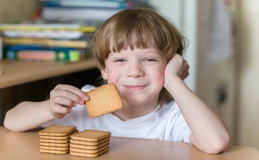 幼儿园烤饼干教案7篇