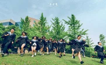 我毕业了,作文推荐8篇
