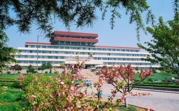高校教师的年度工作总结优质7篇