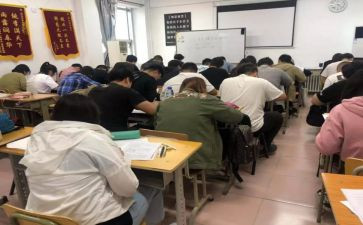 公务班年终总结5篇
