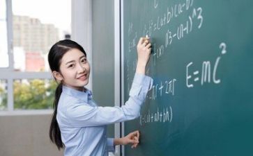 教师个人年度报告总结范文8篇