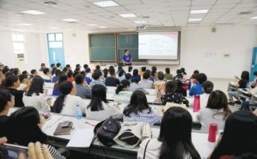 体育教师月工作总结最新7篇