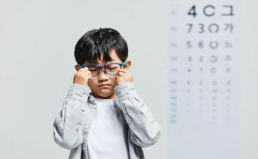 近视眼报告调查报告7篇