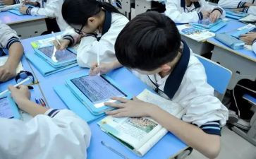 小学课堂英语教学反思6篇