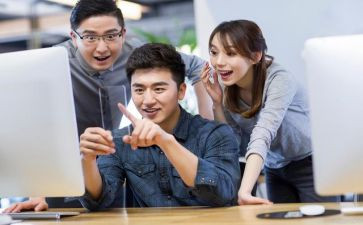 2024年银行老员工工作总结6篇