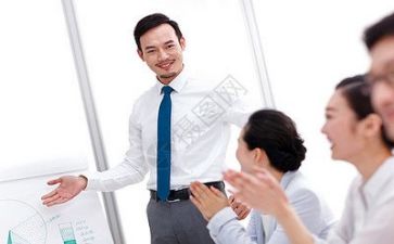 领导干部年度工作述职报告6篇