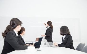 培训半年度工作总结8篇
