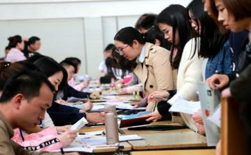 教师入编个人述职报告6篇