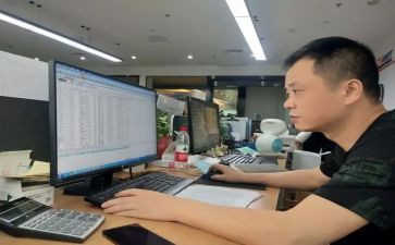 班主任学生管理工作总结5篇