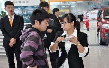 年终个人工作总结汽车销售5篇
