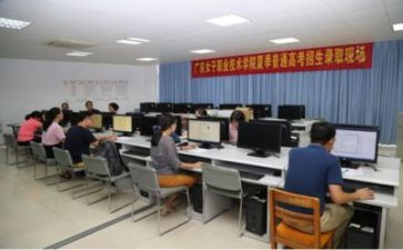 招生工作报告总结6篇